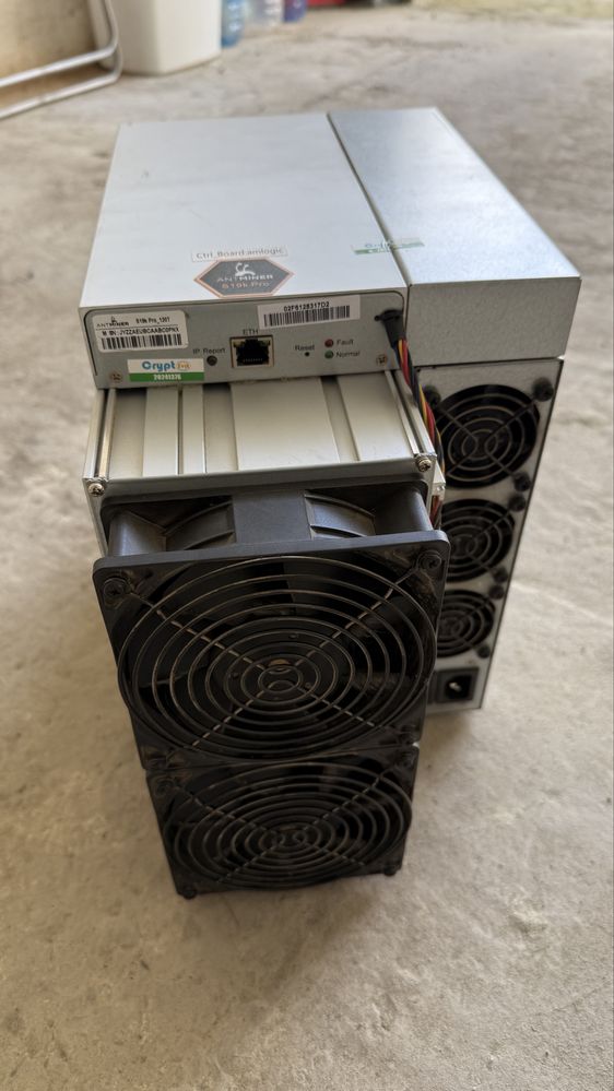 Antminer S19k Pro 120th б/у в отличном состоянии