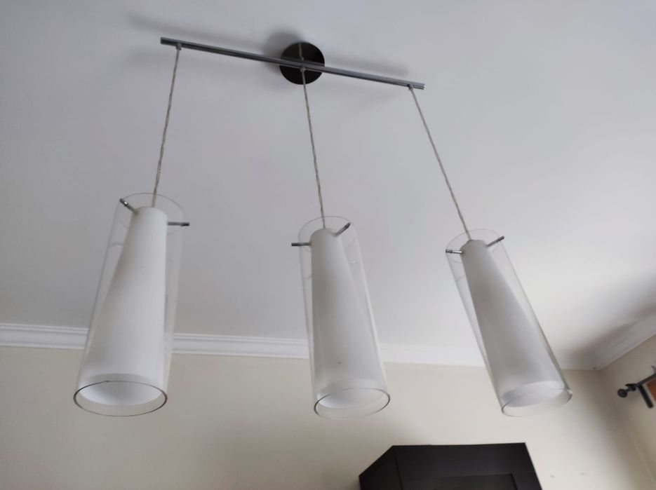 Candeeiro tecto de 3 lâmpadas