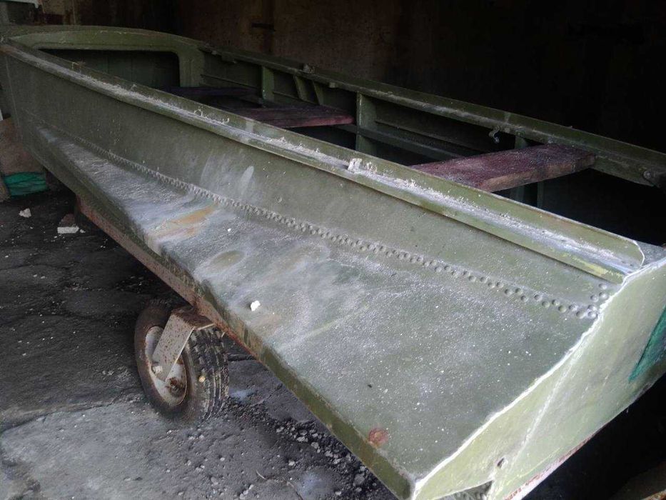 Лодка Южанка(алюминиевая с крыльями)