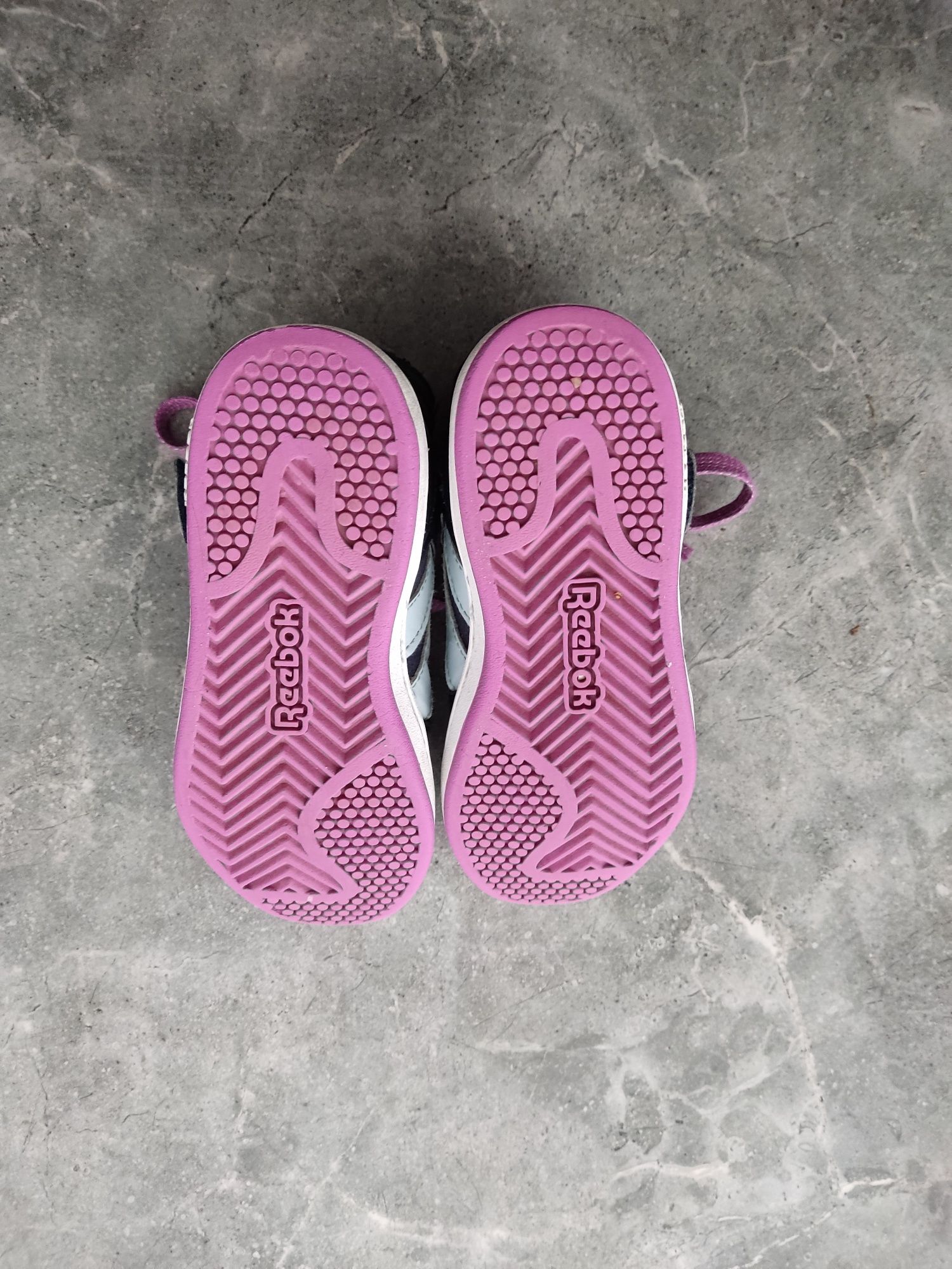 Buty jesienne wiosenne dziewczynki Reebok rozm.28 i Clarks rozm. 29