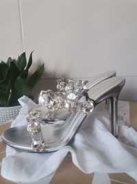 Nowe przepiękne klapki srebrne, Zara, rozmiar 37