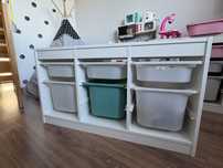 Szafka dziecięca IKEA TROFAST z pojemnikami – biały regał