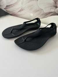 Crocs japonki czarne W4 r.34