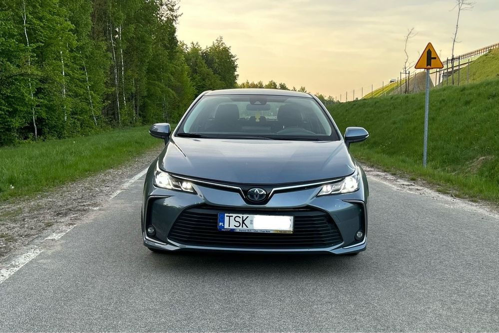 Toyota Corolla 1.8Hybrid+LPG