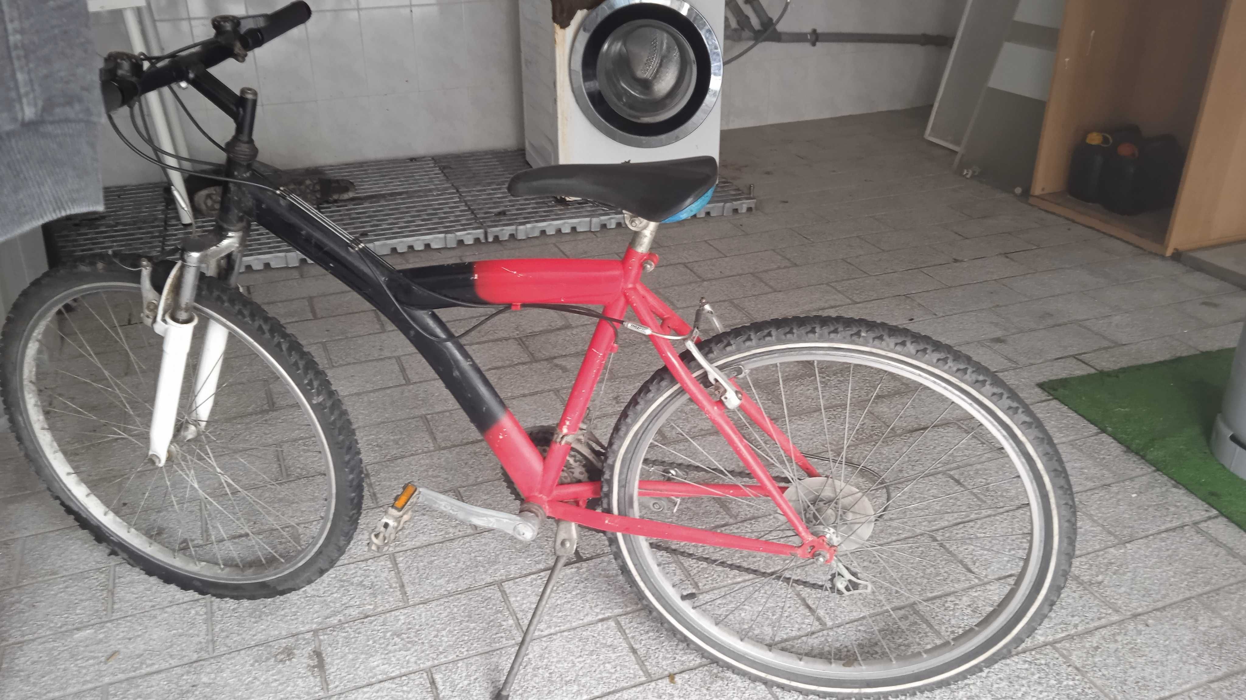 Bicicleta usada de passeio