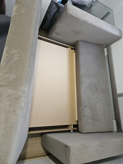 Sofa dwuosobowa rozkładana