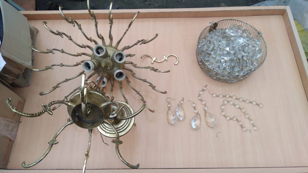 Продам подвески хрустальные с люстры металл латунь (бронза) СССР