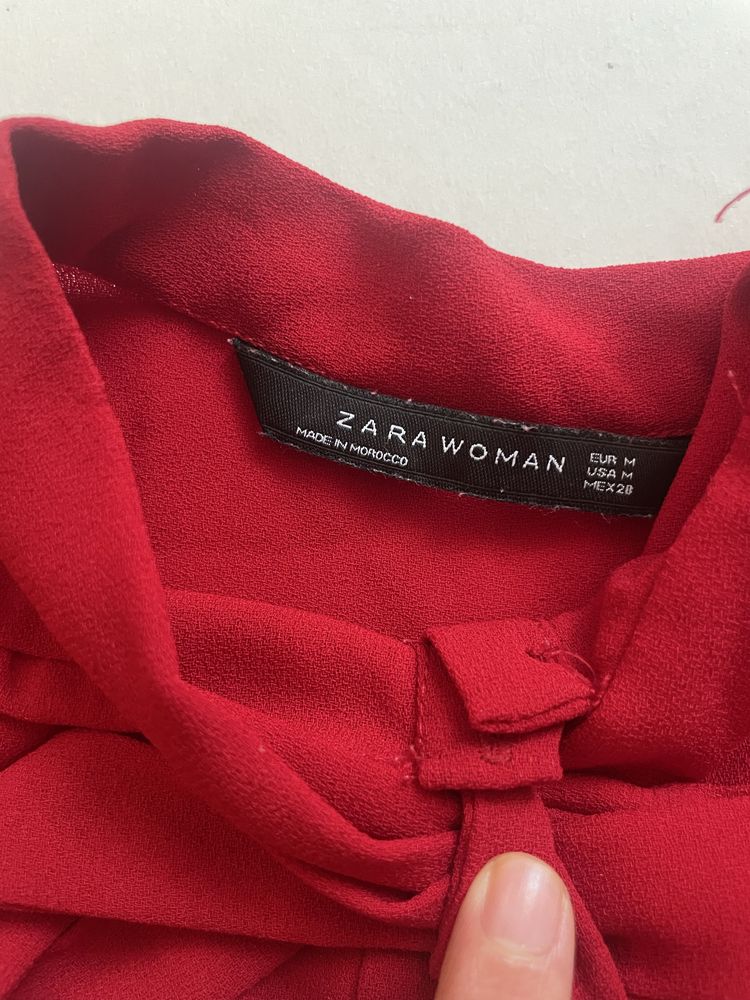 Czerwona sukienka Zara