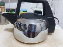 Chaleira elétrica Kenwood (INOX) Inoxidável. . INOX (inoxidável)