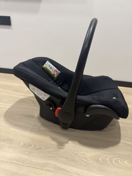 Продам автокрісло б/в