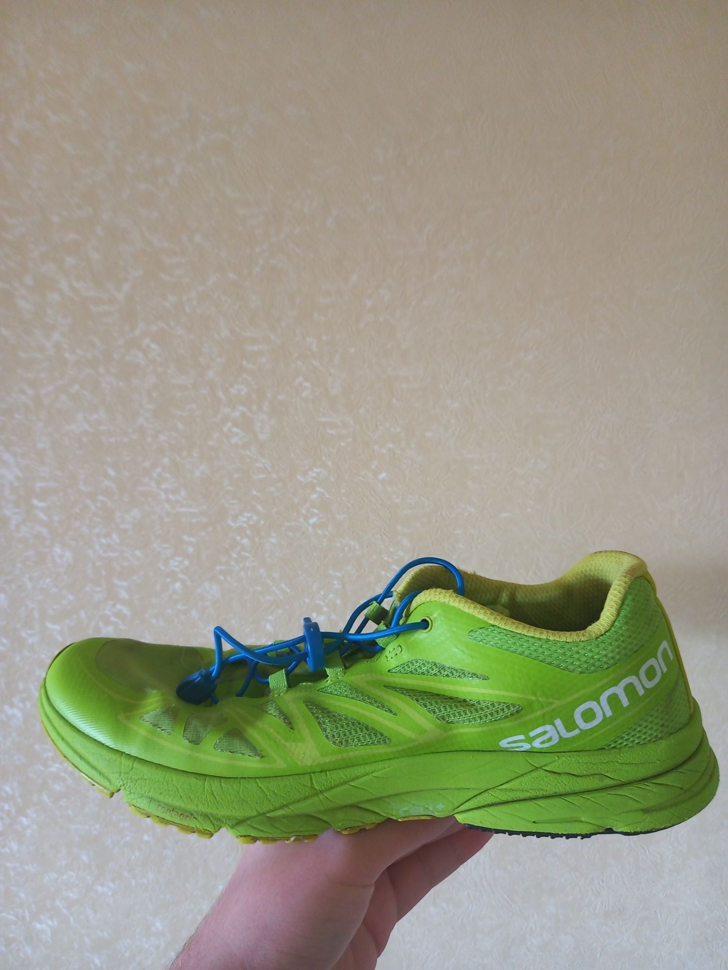 Продаю кросівки Salomon