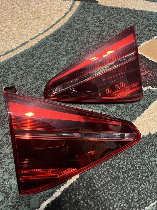 Задні стопи на ляду Volkswagen Passat B8 2018 року