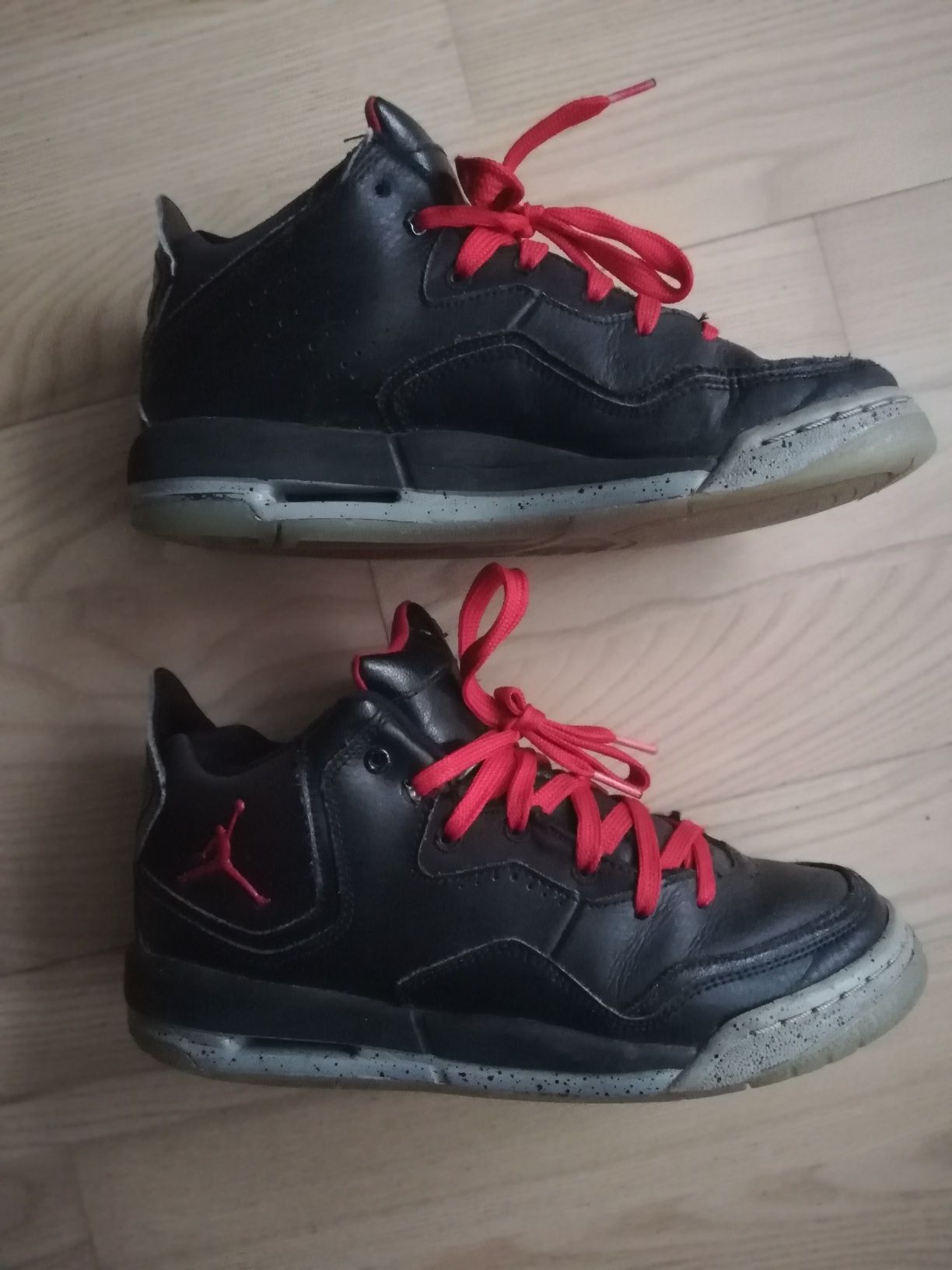 Jordan Courtside 23 rozmiar 38 (24CM)