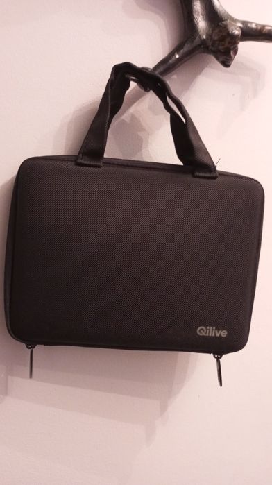 Mala rígida para tablet