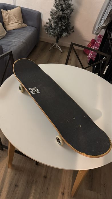 Vendo skate shape Flip