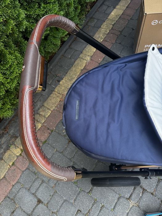 Cybex Priam zestaw gondola, spacerówka, nosidełko z bazą