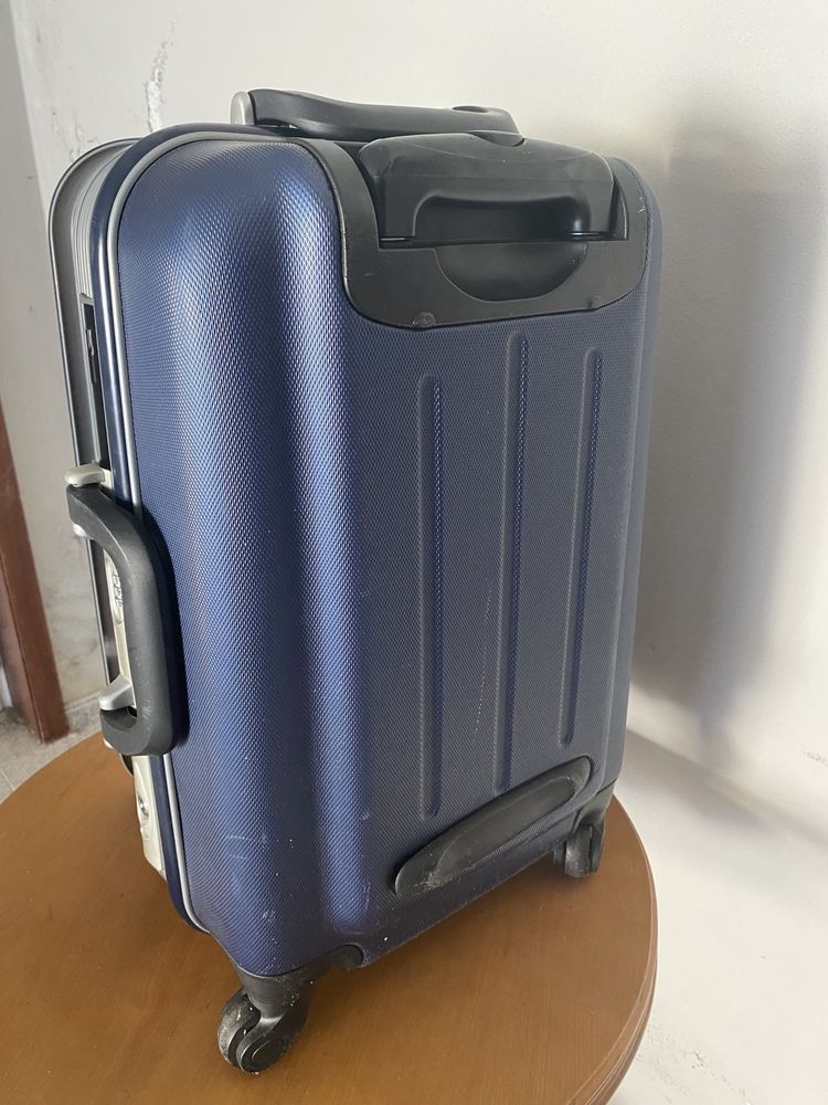 Mala de viagem para reparo
