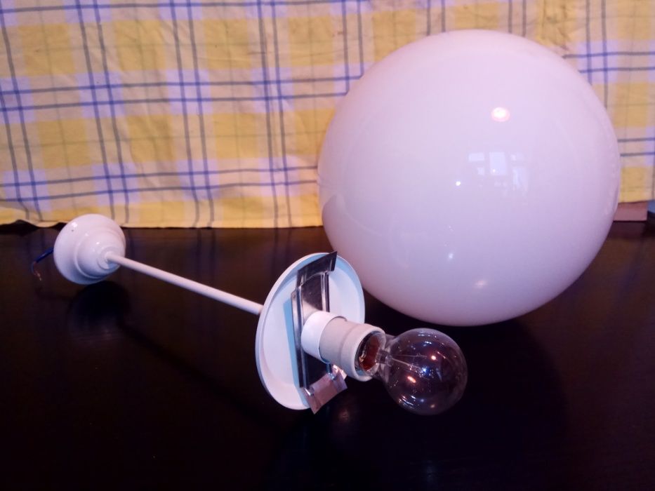 lampa szklana kula 30 cm- wiele egzemplarzy ( sztuk).   Czytaj   tekst