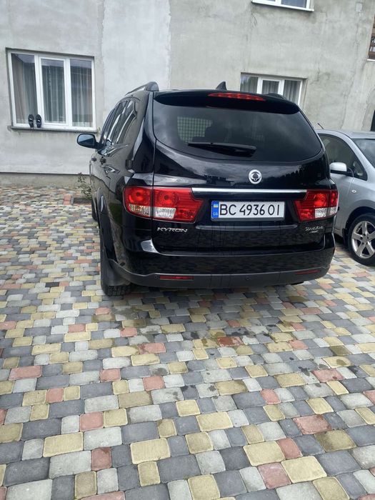 Продам sang yong в відмінному стані. Все працює.