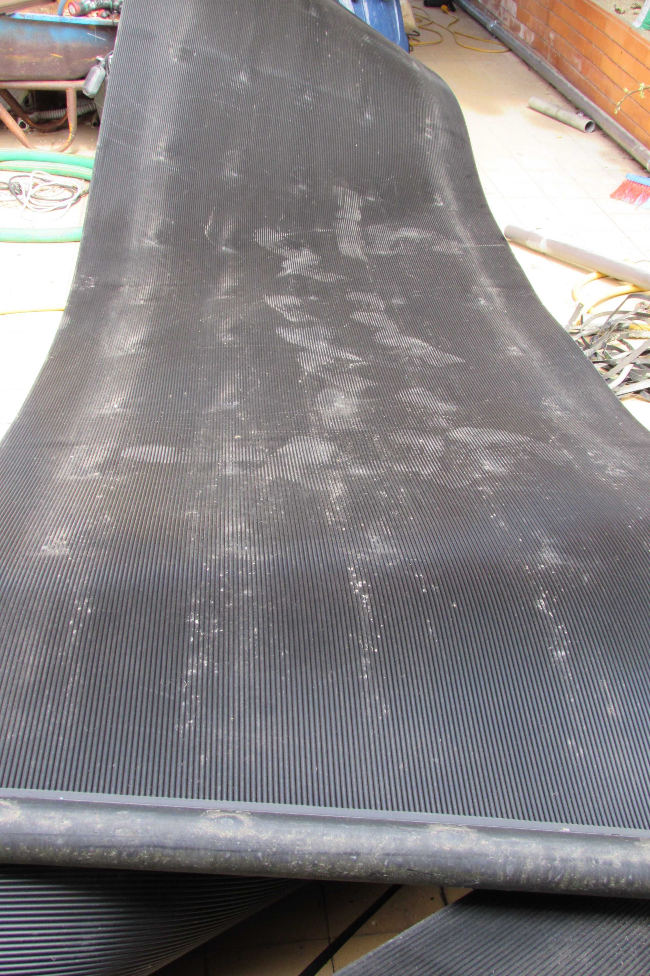 Painéis FAFCO para aquecimento de Piscina