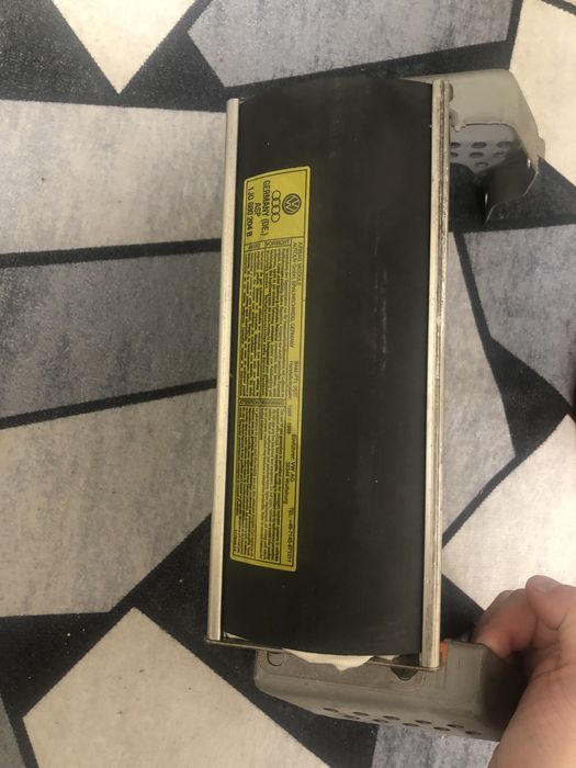 Подушка безопасности skoda golf