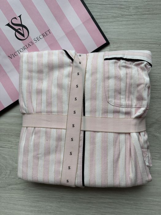 Flanelowa długa piżama w paski logowana Victoria’s Secret