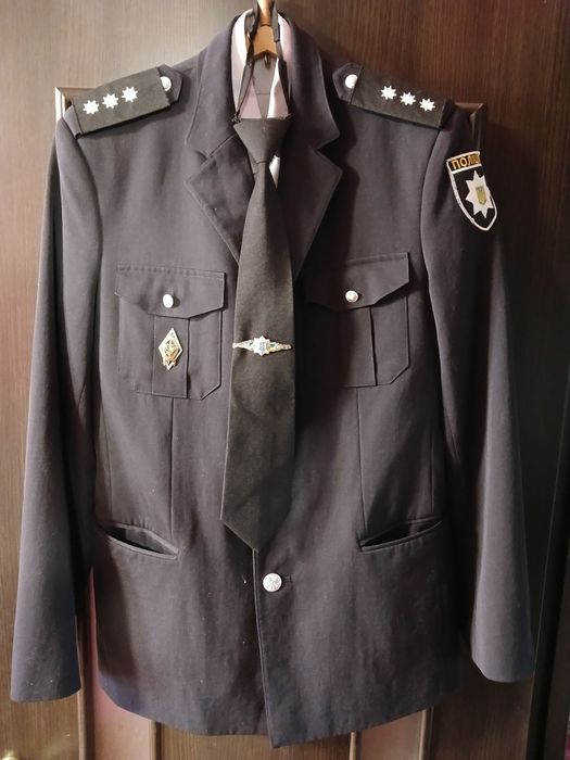 Костюм национальной полиции Китель, галстук, штаны, кожанный ремень