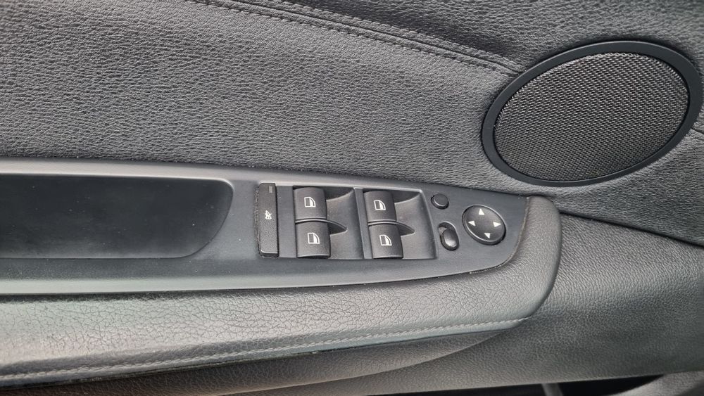 Bmw X5 - M sport 3.0tdi avtomat 8st 2012p