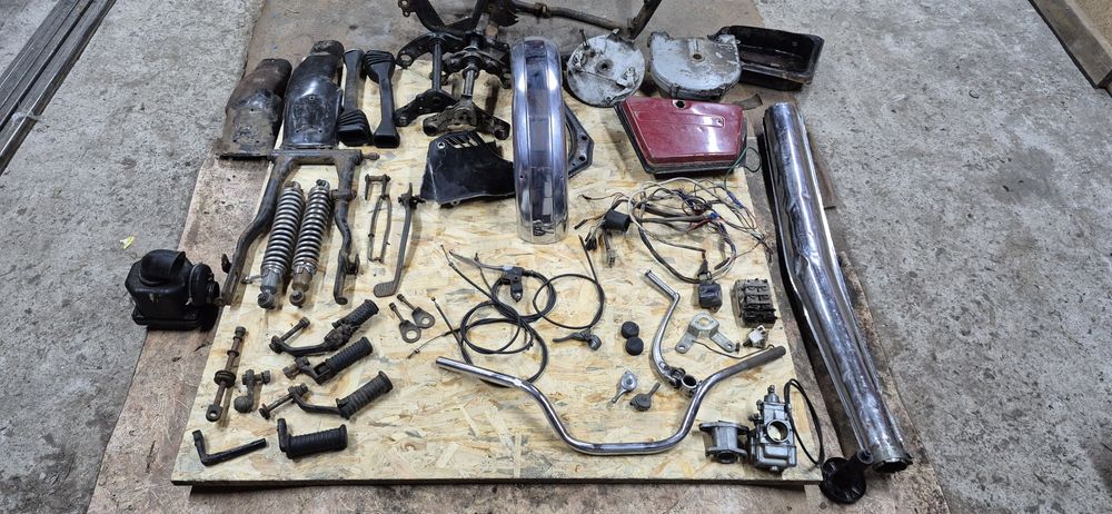 Запчастини мотоцикла ИЖ планета 5