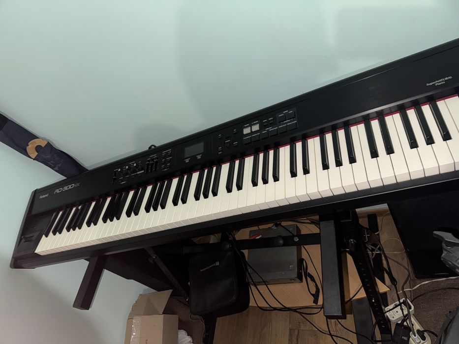 Сценічне Піано Roland RD-300NX