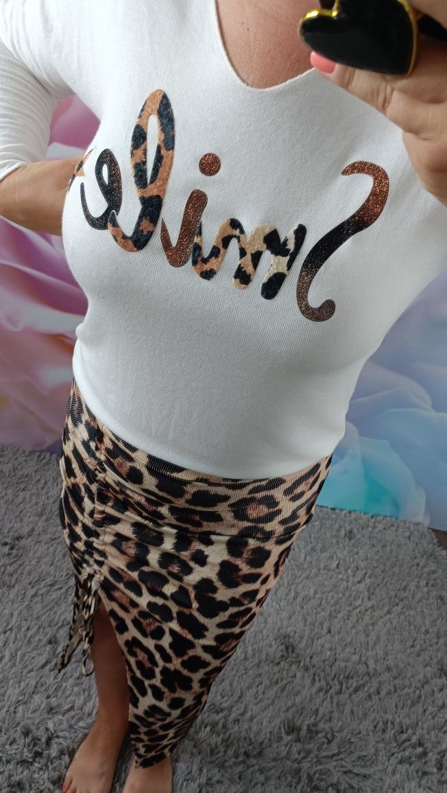 Sweter Smile print panterka
