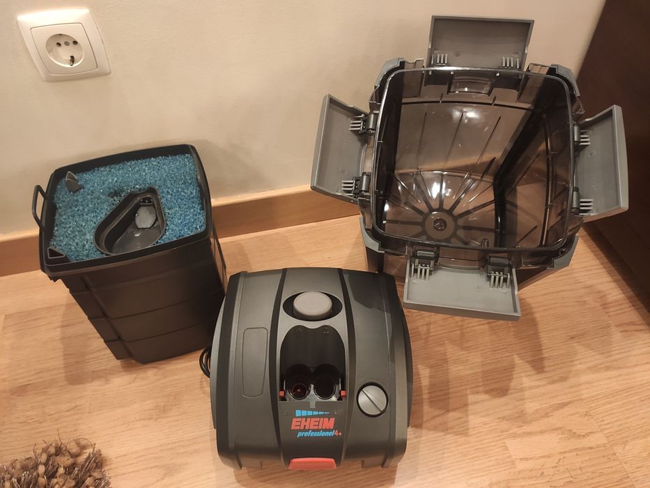 Vendo Aquário Eheim Vivaline 126L +Filtro Eheim+ extras em bom estado