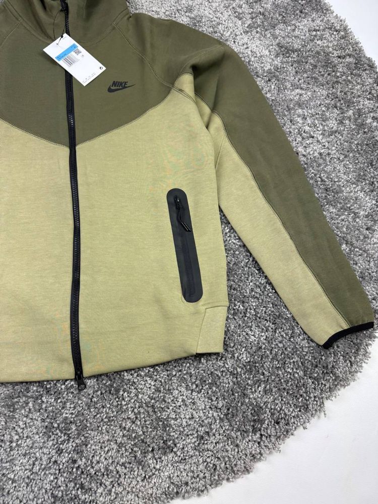 Кофта Nike tech fleece