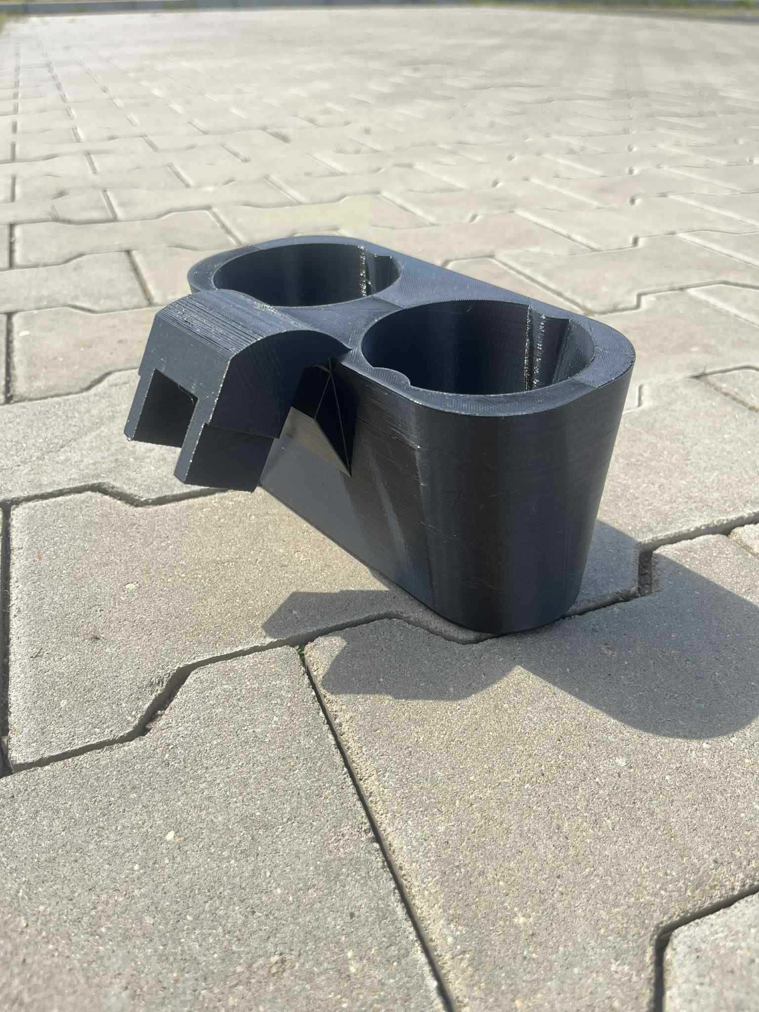 Uchwyt na kubki do Honda Civic VI 6 wersja angielska
