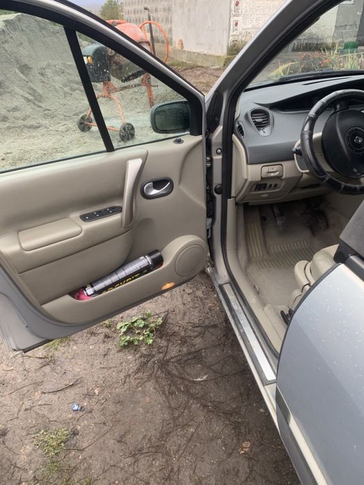 Продаю рено сценік 2