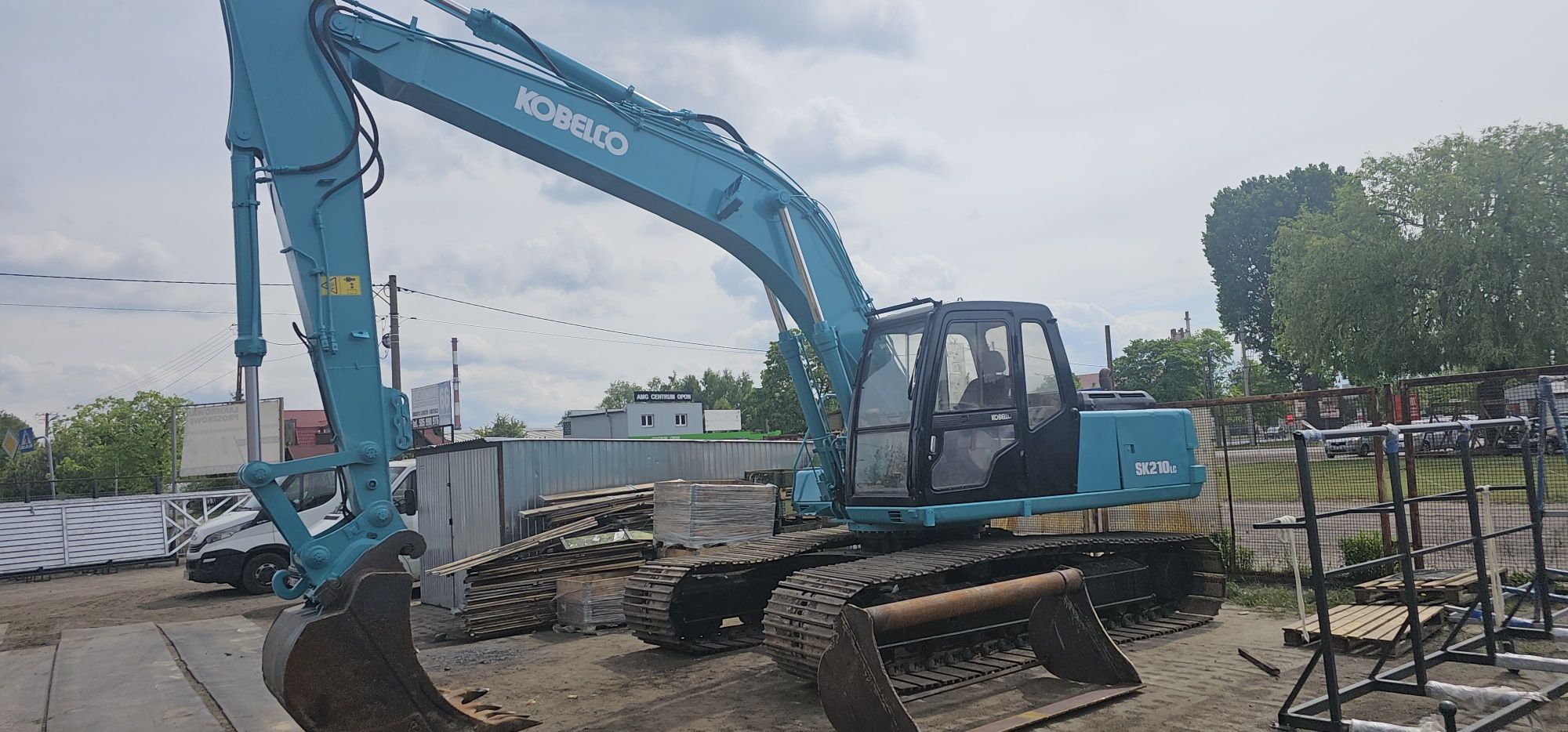 Kobelco SK210Lc Błotniak