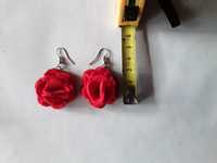 Kolczyki z filcu czerwone kwiaty róże