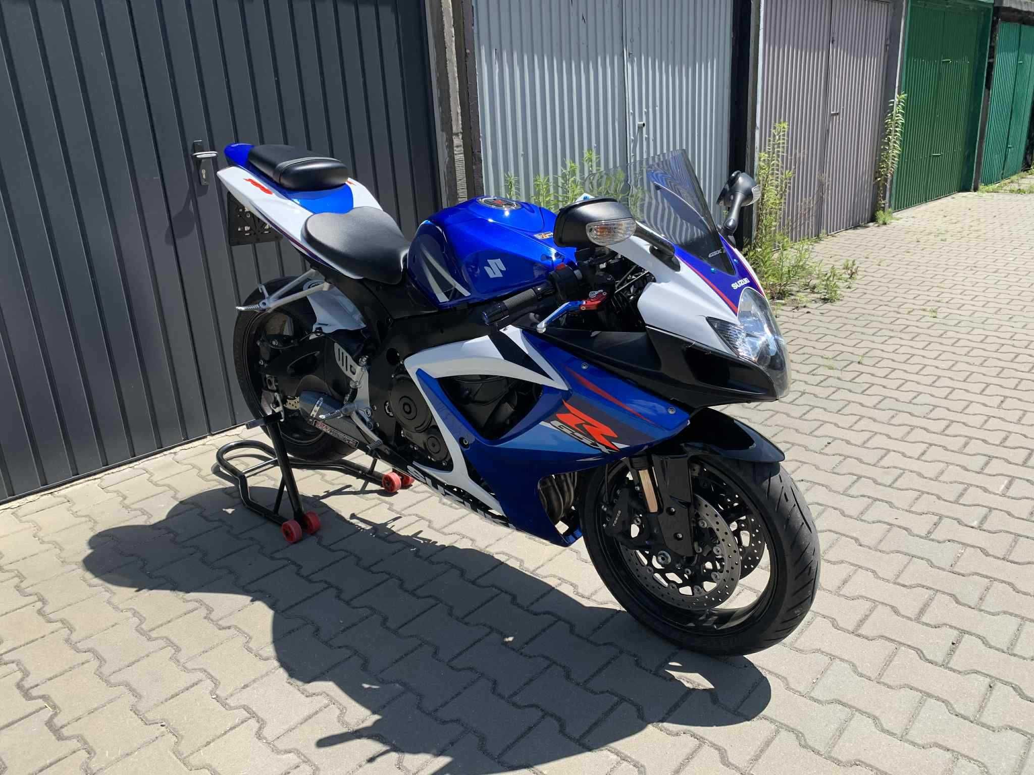 Suzuki GSX-R 750 K7