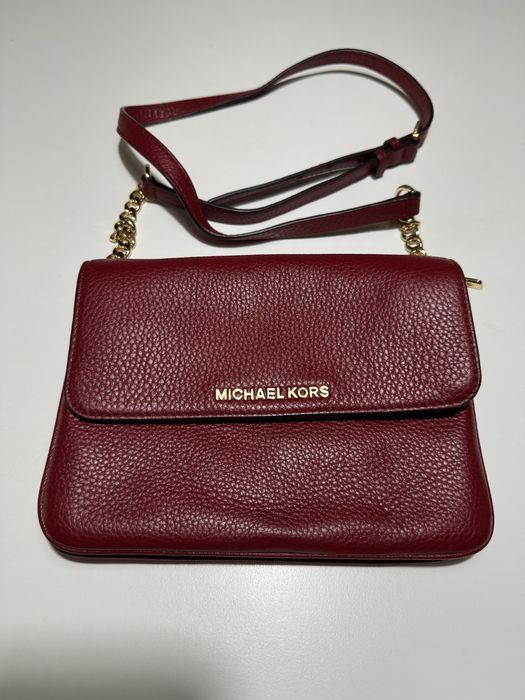Mala Michael kors bordeaux.