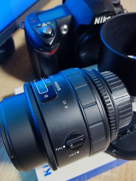 Nikon D70 +sigma 90/2.8