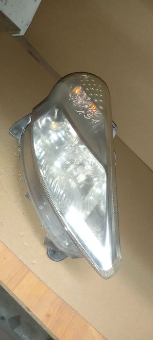 Lampa przód przednia prawa C3 Pluriel