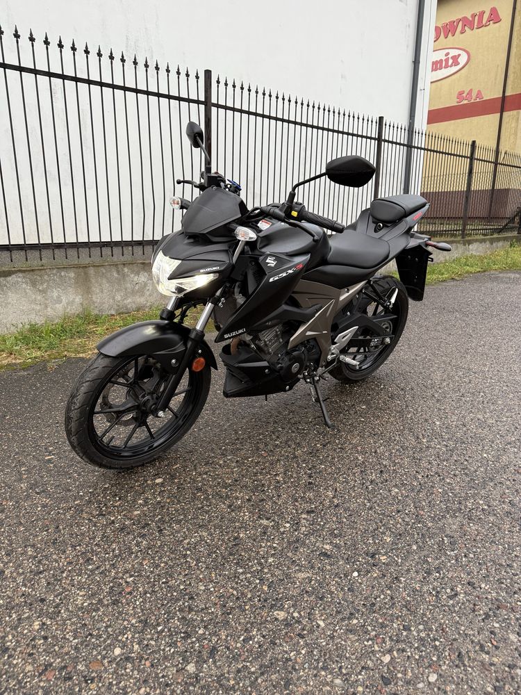 Suzuki GSX-S 125 17 tyś przebiegu ABS 15 km Kat.B oraz A1 2 kluczyki