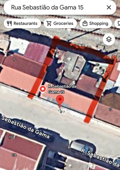 2 casas t2 com quintal.