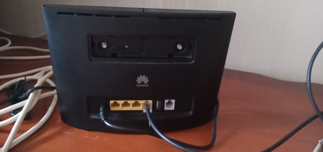 Huawei B525 4G роутер Інтернет під час блекауту,навіть у горах!