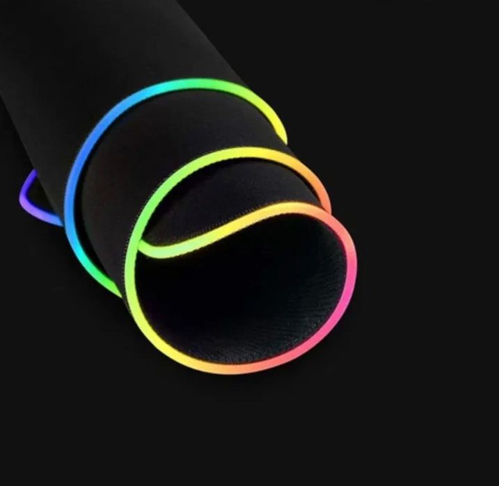 Podkładka Pod Myszkę Gamingowa LED RGB 35x25cm Na Biurko Czarna Kolory