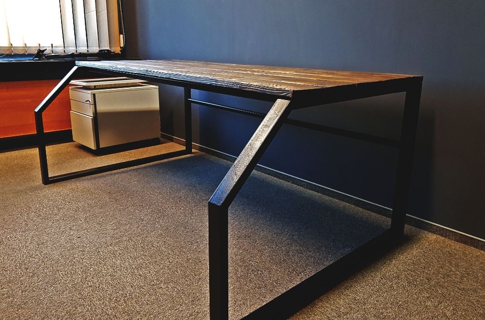 Duże biurko drewno i stal, wyjątkowy design