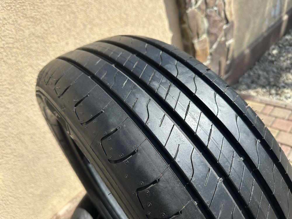 Резина літо Goodyear EfficientGrip 2 SUV 225/55 R18 98V