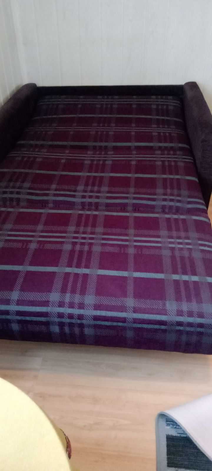 Sofa rozkładana.