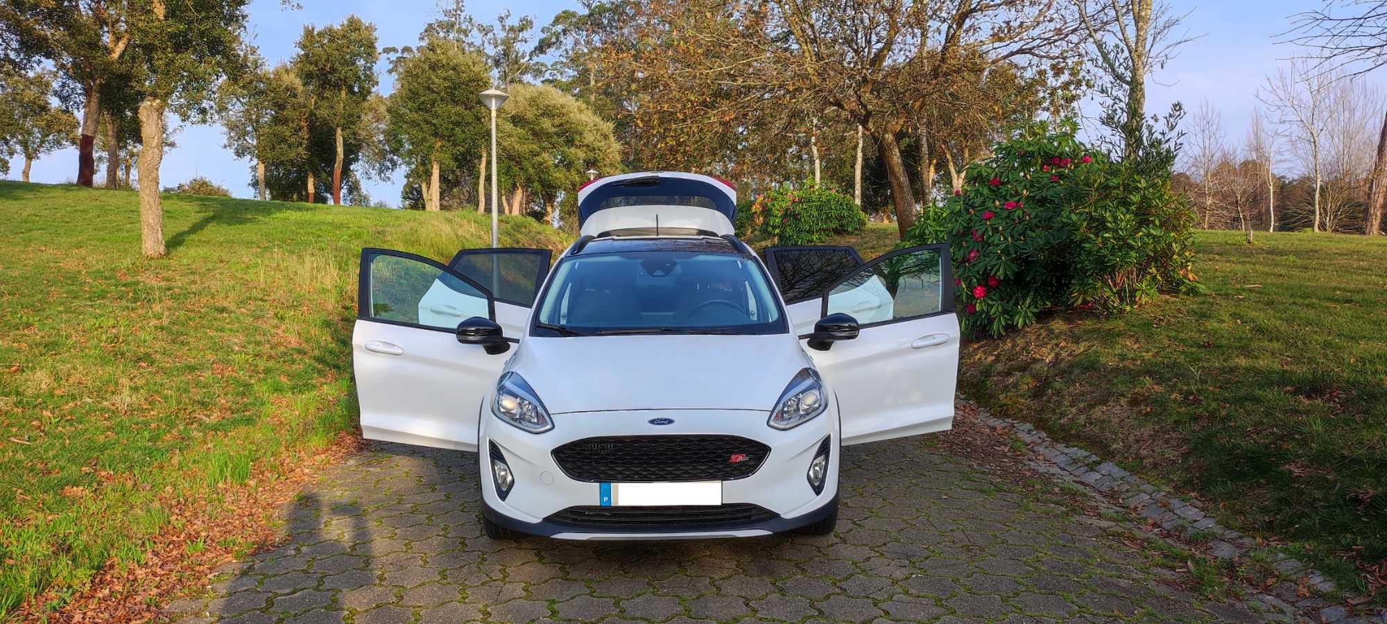 Ford Fiesta Active + 1.0 Ecoboost