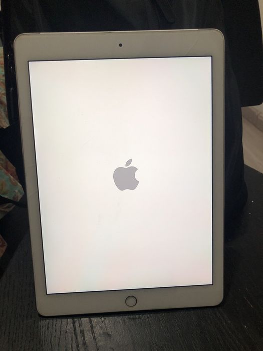 Ipad in good condition in 100